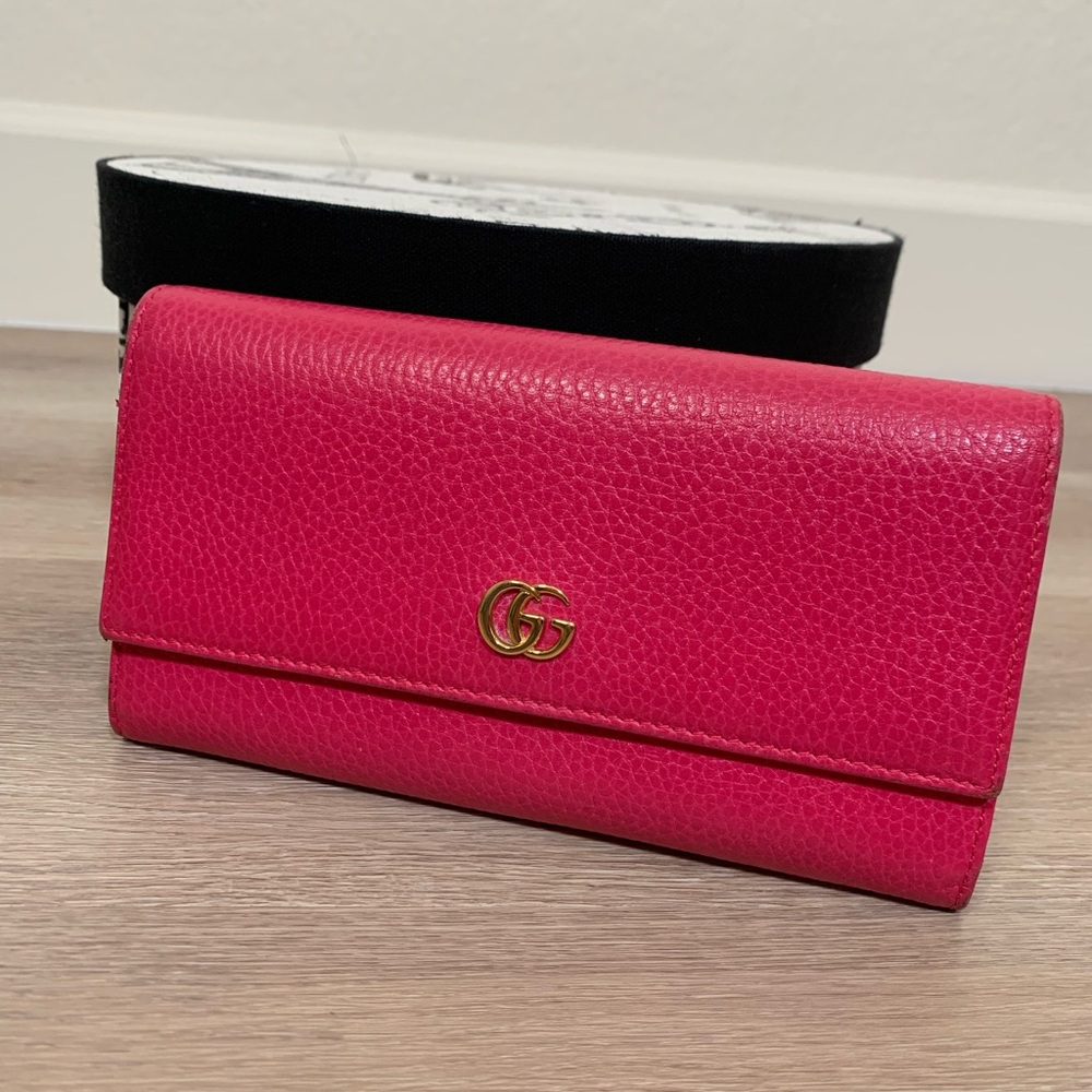 💖HOT Pink GUCCI Wallet